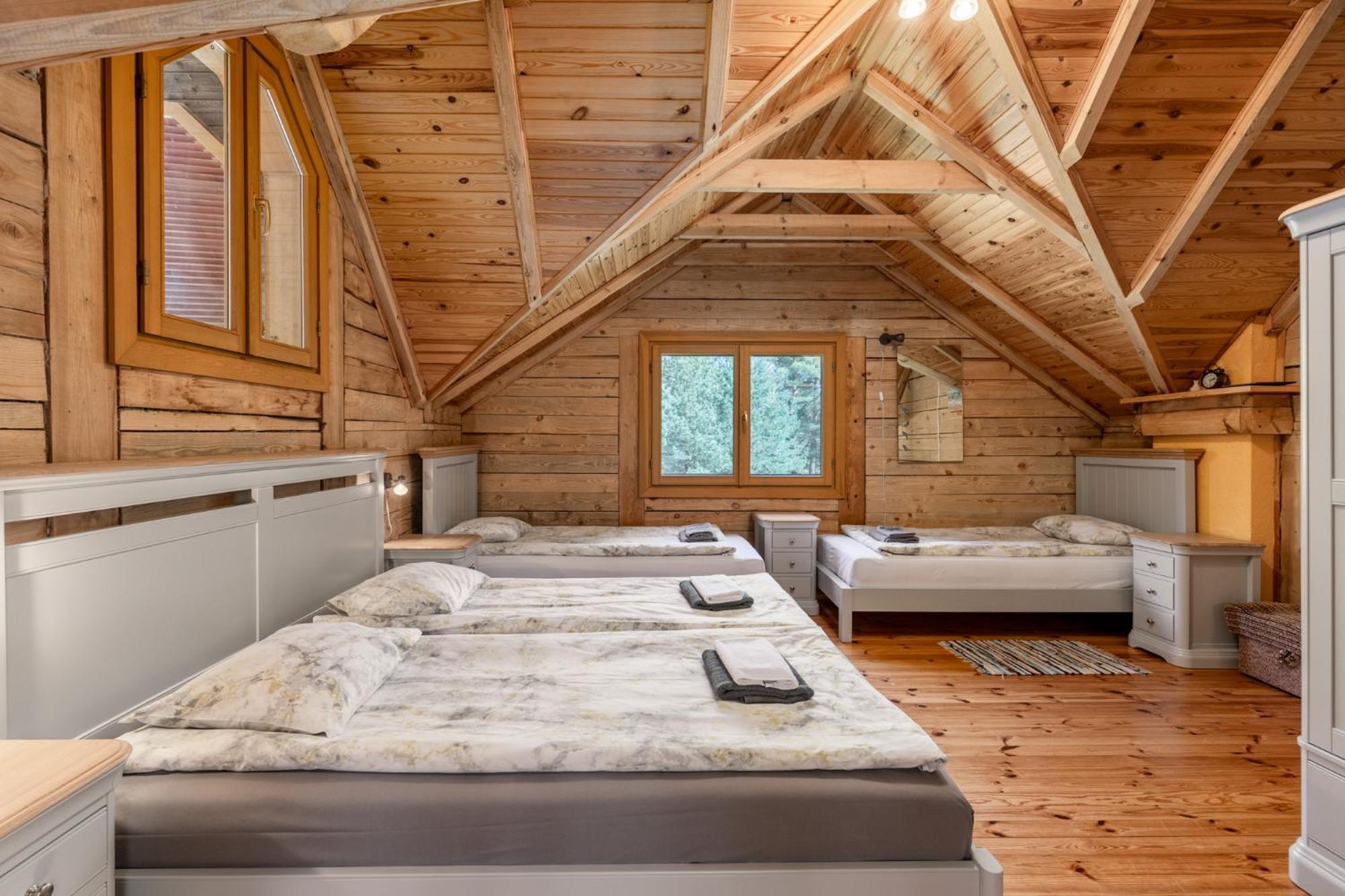 Roze Guest Houses Sklandas Bernati Exterior photo