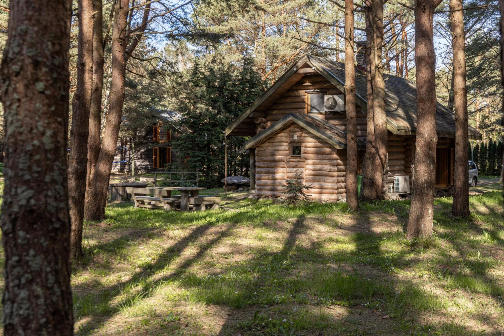 Roze Guest Houses Sklandas Bernati Exterior photo